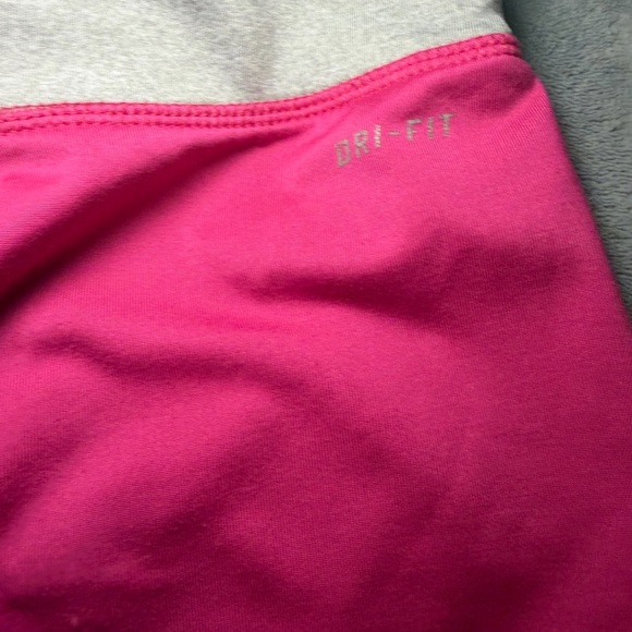 Nike Dri Fit Flare Leggings Pink Girls Size 6x. Inseam 21in, waist 20in - Picture 4 of 5